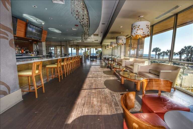 Embassy Suites Restaurant/Bar