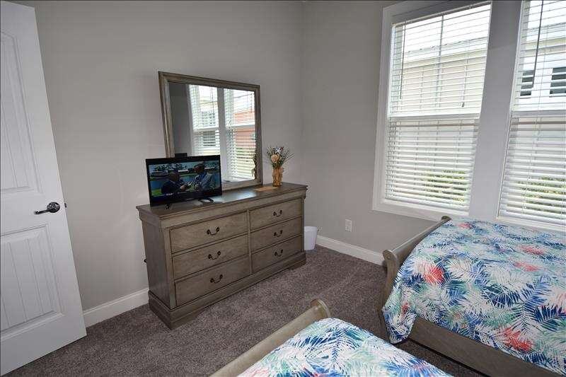 Twin Bedroom TV  Twin Bedroom TV