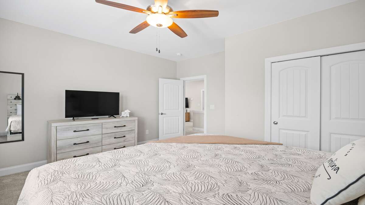 King Bedroom King Bedroom