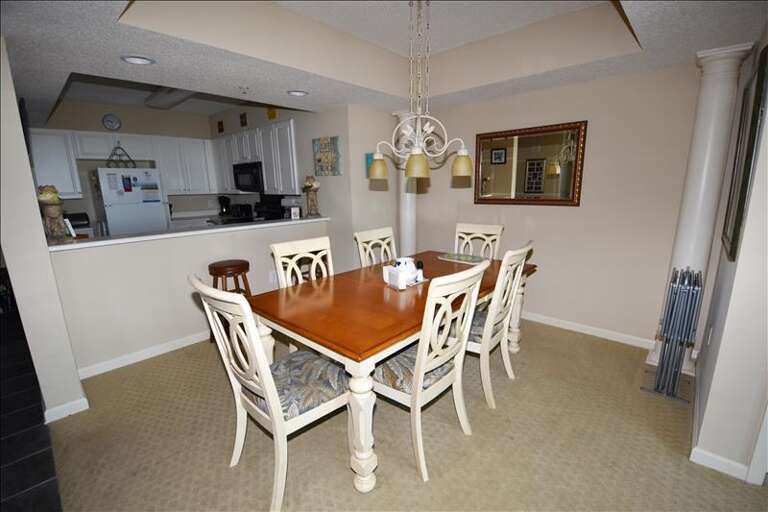 Dining Dining
