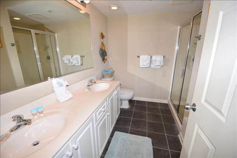 2nd Master Bathroom