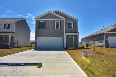 3323 Bells Lake
