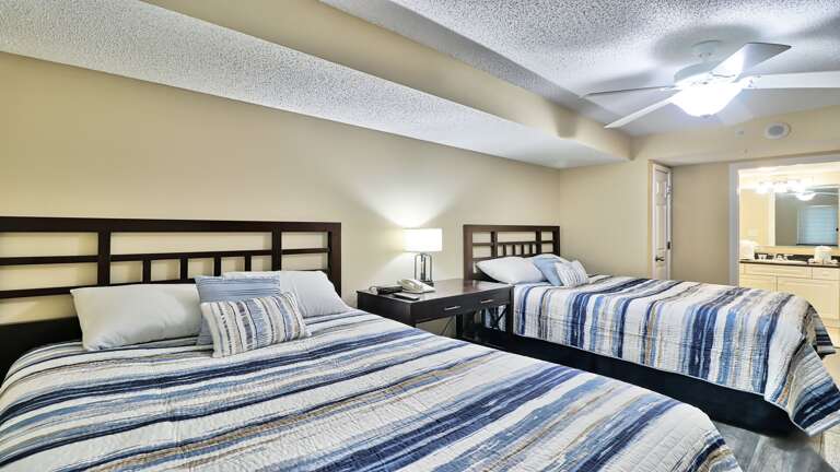 2nd Bedroom - 2 Queen Beds