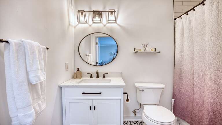 Guest Bathroom