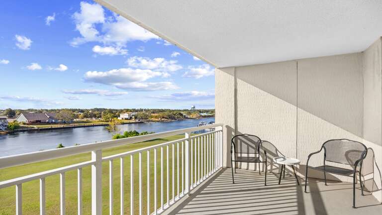 Master Bedroom Lanai