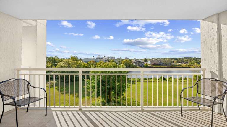 Master Bedroom Lanai
