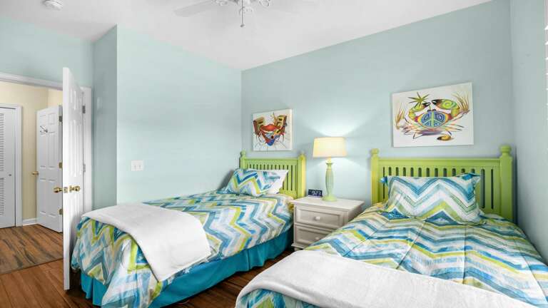 Twin Bedroom