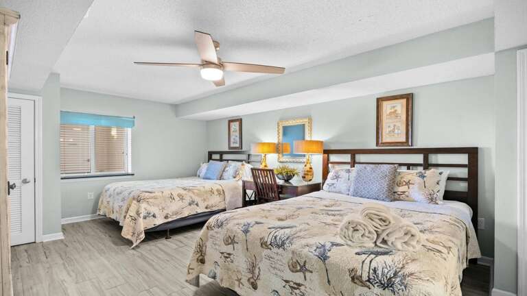 4th Bedroom - Two Double Beds