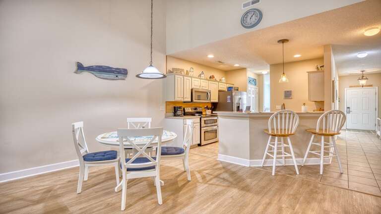Dining/Kitchen