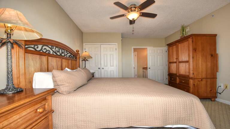 King Bedroom
