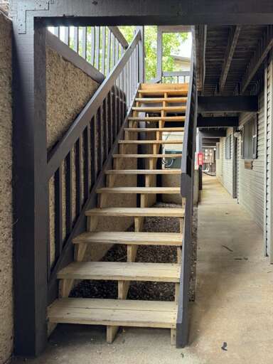 Stairs to Entrance Stairs to Entrance