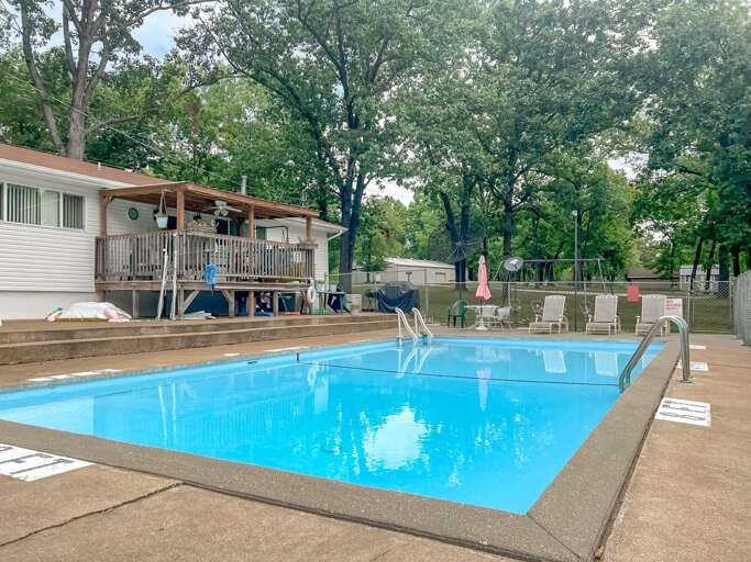 Community Pool View 3 Community Pool View 3