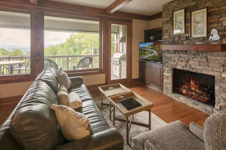 Chalakee Lodge CJ 3 Bedroom Condo Rental in Echota, NC