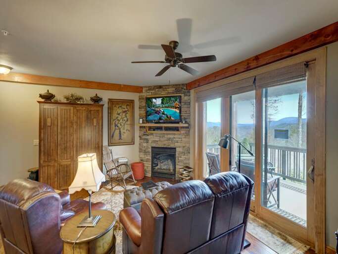 Chalakee Lodge CI2 1 Bedroom Holiday Rental in Echota NC