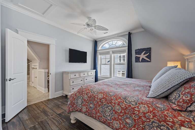 Top Level - Northside Master Suite - Oceanfront King