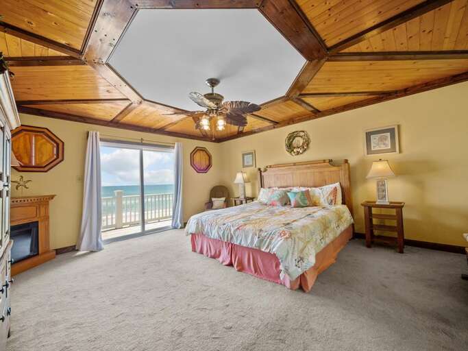 Master Suite - Private Oceanfront Deck