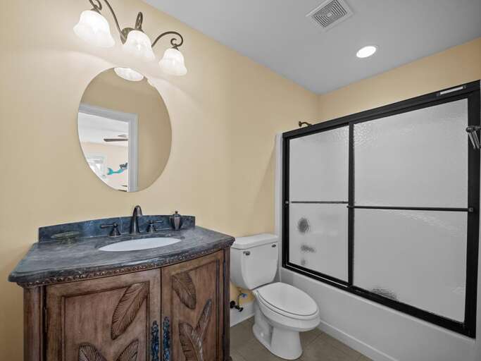 1st Level Private Bath