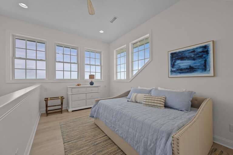 3rd Level - Full Bed with Twin Trundle