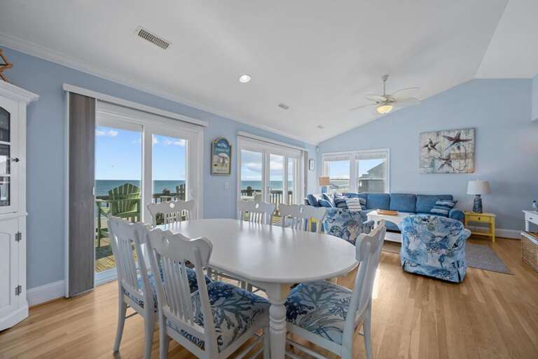 Oceanfront Dining