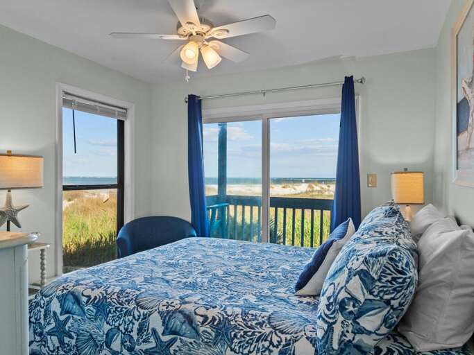 Bedroom 3 - Queen - Balcony Access