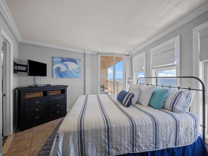 Master - Balcony Access