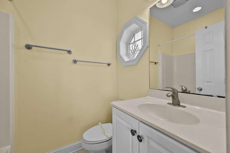 Private Bath Attached to Bedroom 4