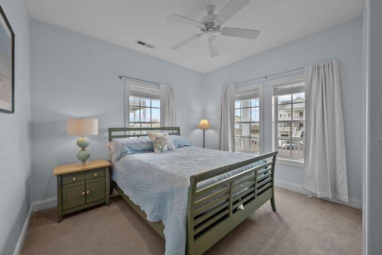 Bedroom 2 with Queen Bed