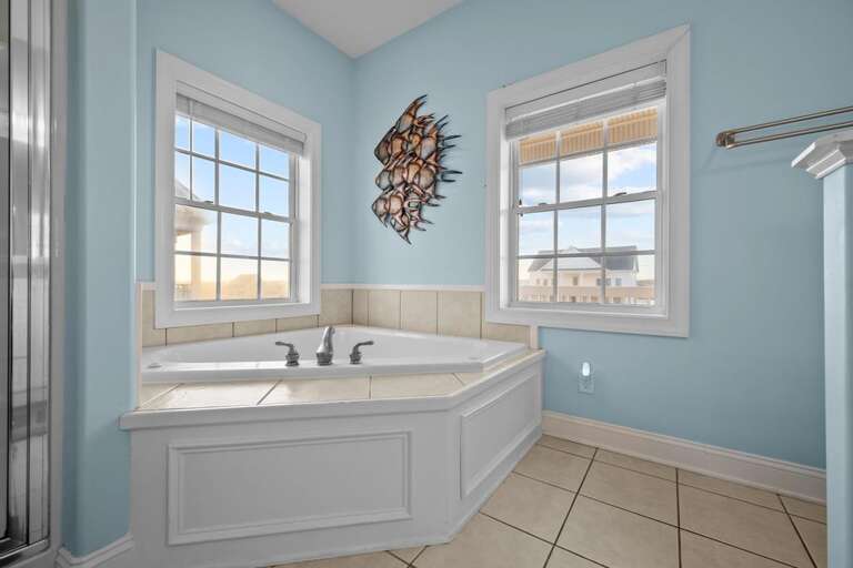 Jacuzzi in Master Bath