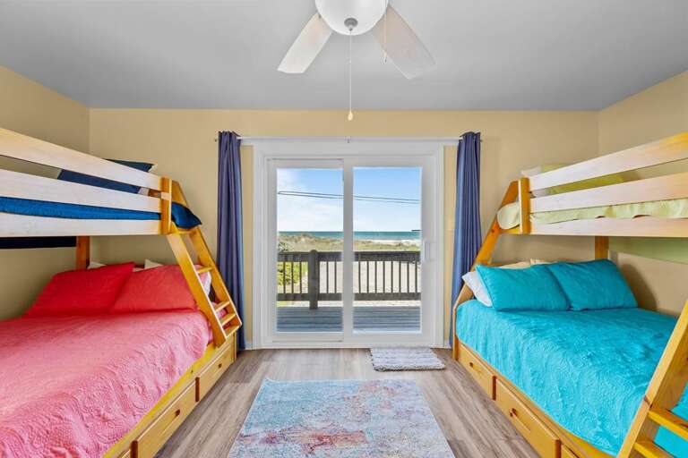 Pyramid Bunks - 2 Twins over Fulls