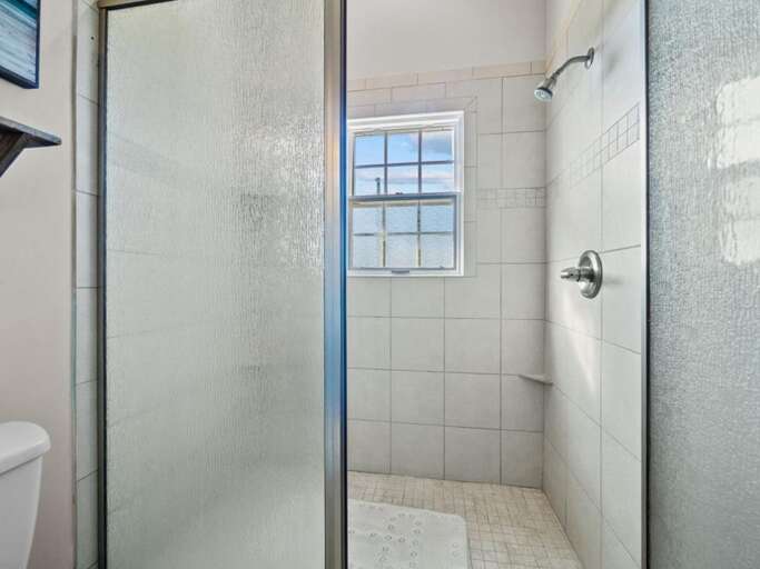 Shower Off Bedroom 4
