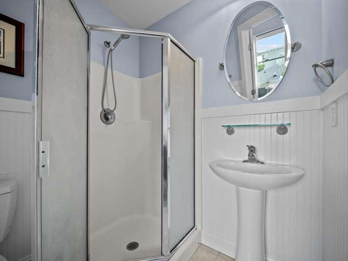 Private Bath for Bedroom 5