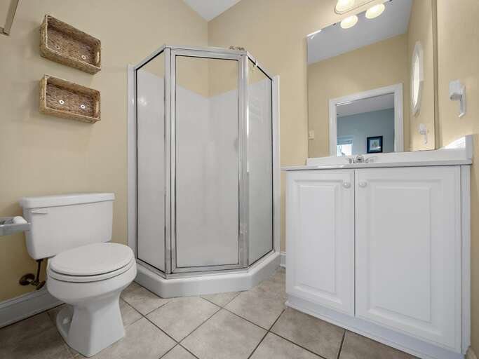 Bedroom 2 - Full Bath