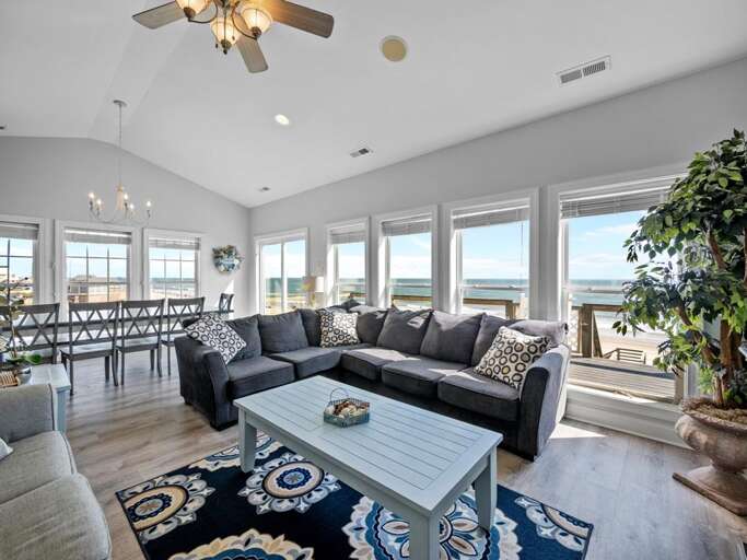 Living Room - Expansive Views