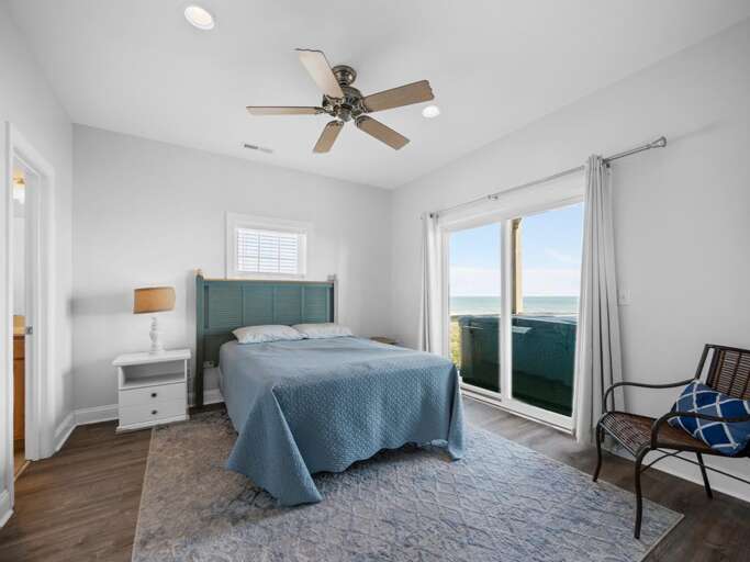 Bedroom 4 - Queen - Oceanfront