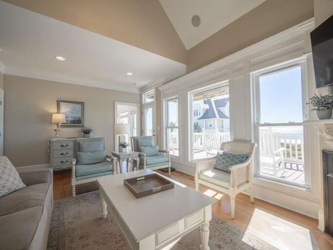 Living Room - Direct Access to Oceanfront Deck