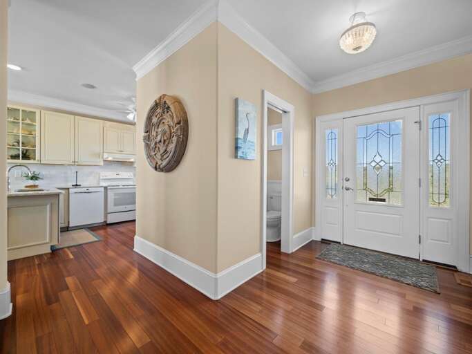 Entrance Foyer - Streetside