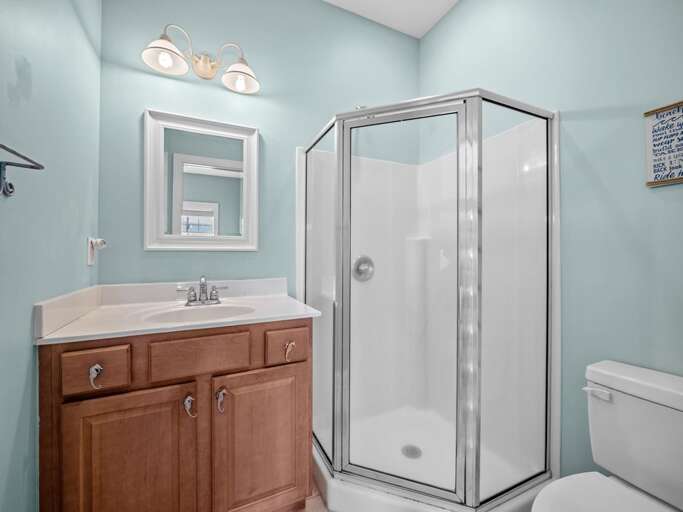 Private Full Bath in Bunk Room