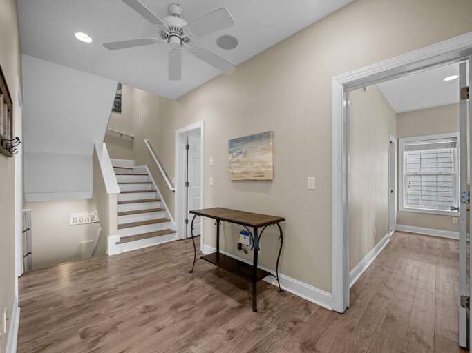 1st Level Foyer Area