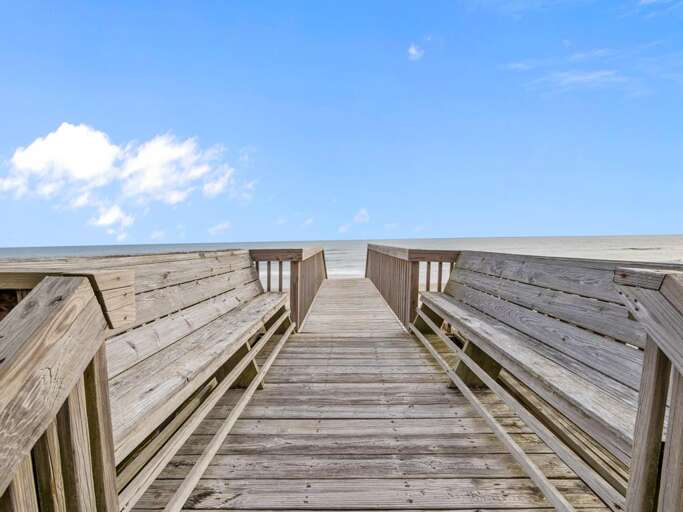 Access to Beach from 1st Level