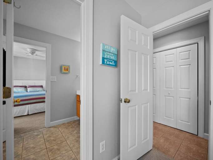 Bath Between Bedroom 3 and 4