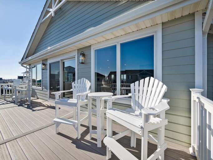 Oceanside Deck off Living Room