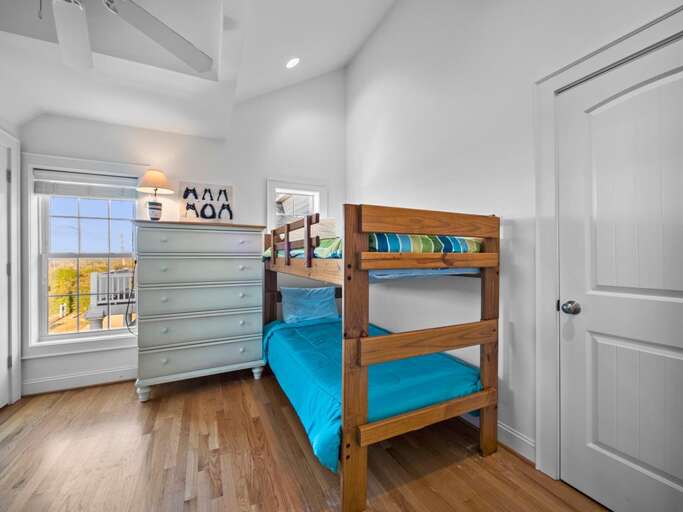 Bedroom 2 - Bunk Room