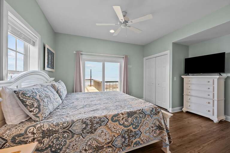 Oceanfront King - Deck Access