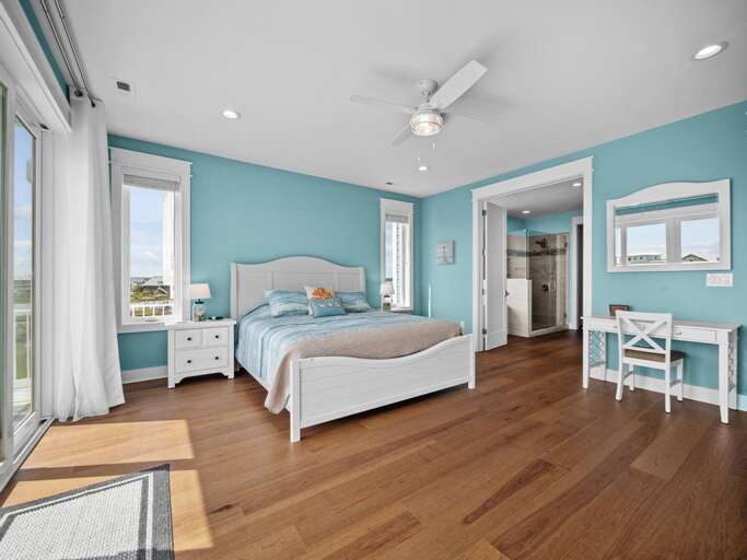 Grand Master Suite - Private Luxury Bath