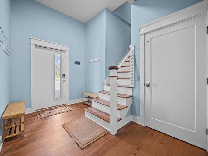 Ground Level Foyer - Elevator Access