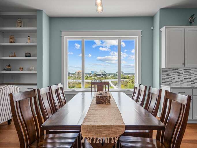 Lots of Dining Space - Great Water Views