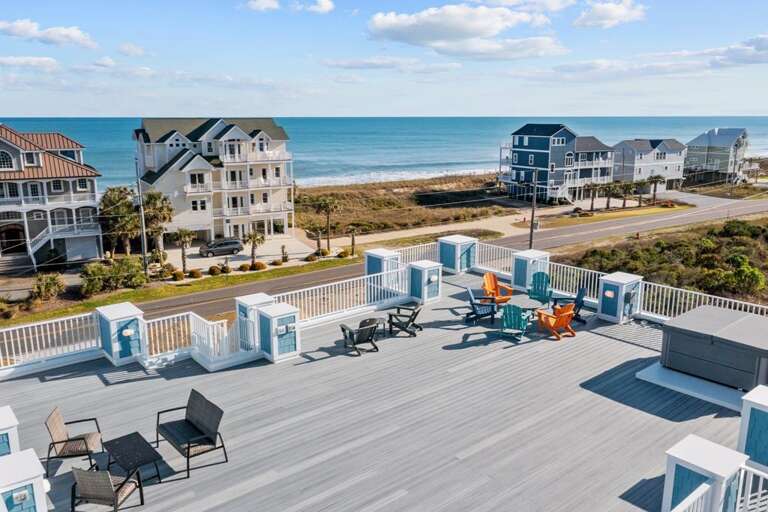Rooftop Seating - Expansive Views 360 degrees