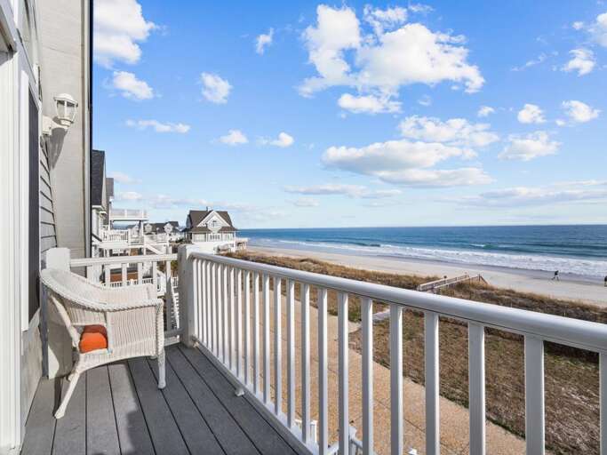 Deck Off Upstairs Seating and Bonus Area