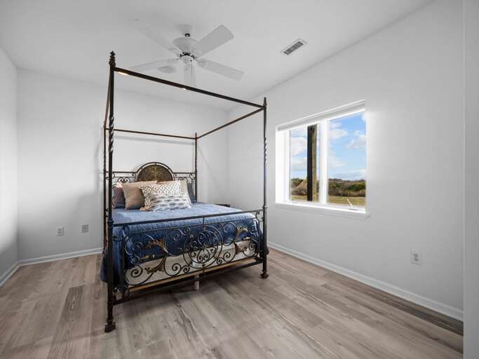 Lower Level - Queen Bedroom 2 - Oceanfront