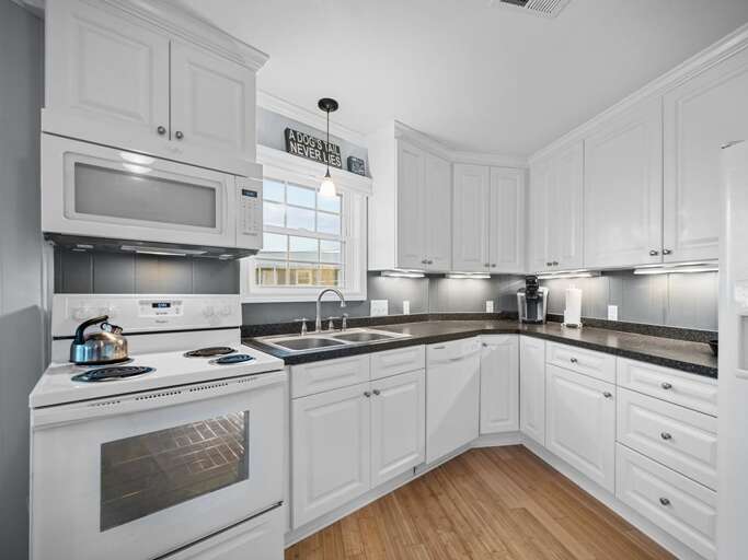 Nice Upgraded Kitchen